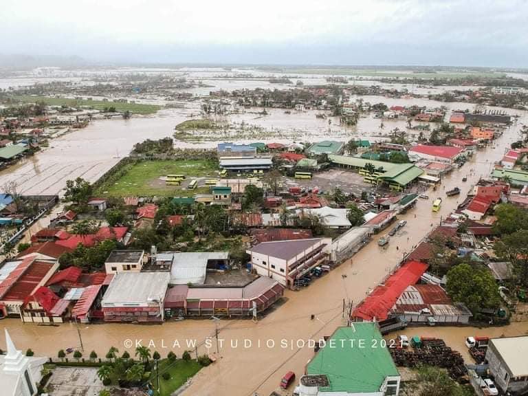 IN PHOTOS | The aftermath of Super Typhoon 'Odette' in Negros ...