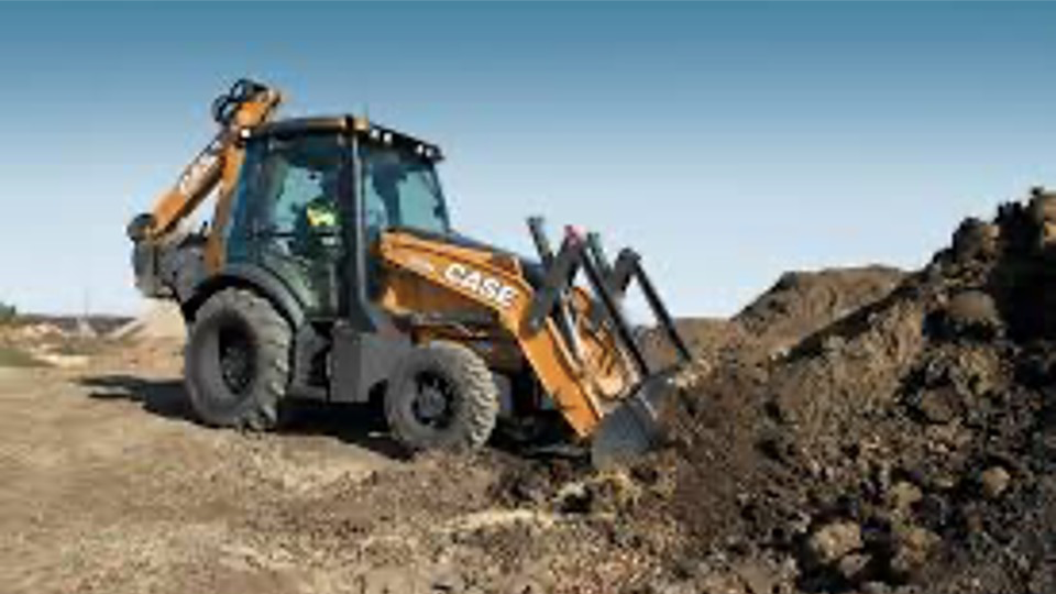 Backhoes dig mass graves for dead pigs in San Enrique Digicast Negros